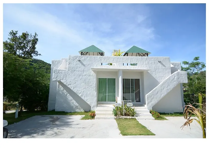 รีสอร์ท ขุนเขาตำนานไพรรีสอร์ต สวนผึ้ง