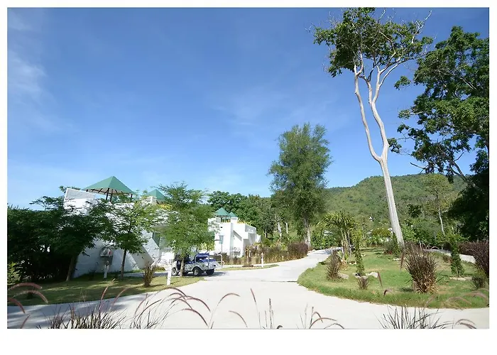ขุนเขาตำนานไพรรีสอร์ต สวนผึ้ง