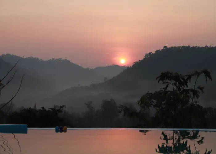 ขุนเขาตำนานไพรรีสอร์ต รีสอร์ท สวนผึ้ง